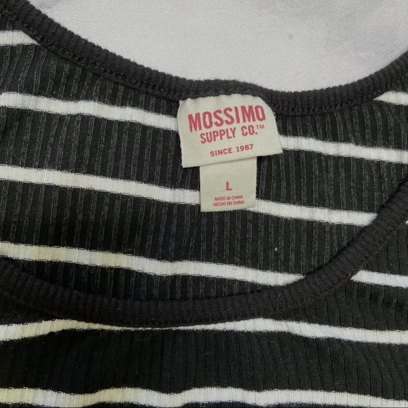 Striped Cold Shoulder Top - Picture 2 of 3